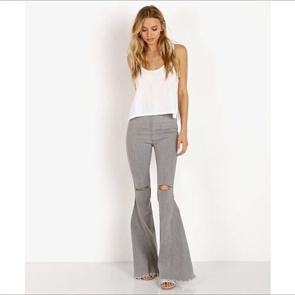 NWT Show Me Your Mumu Flare Jean High Waist Small - Picture 1 of 15